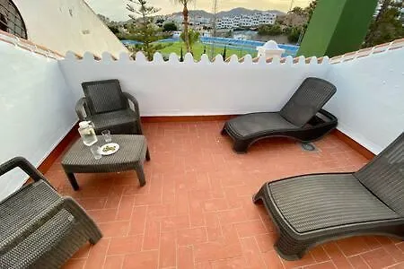 Apartamento Con Piscina En Las Rosas De Capistrano Nerja